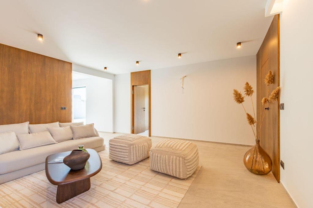 5 bed villas in Moraira