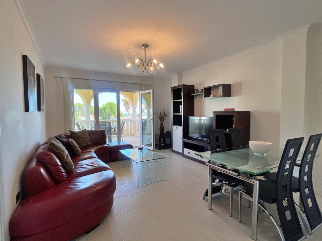 2 bed apartment in Benissa