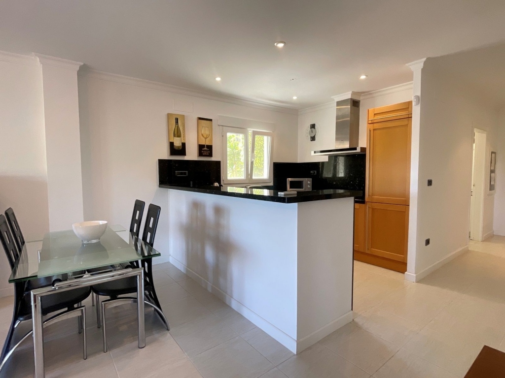 2 bed apartment in Benissa