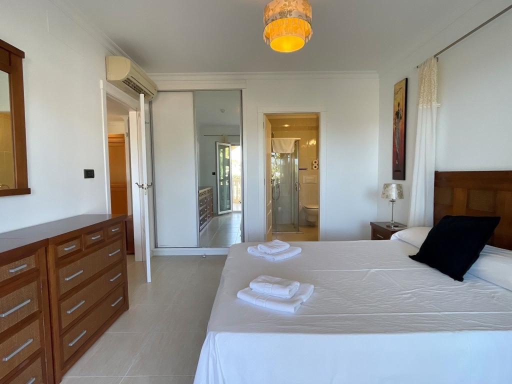 2 bed apartment in Benissa