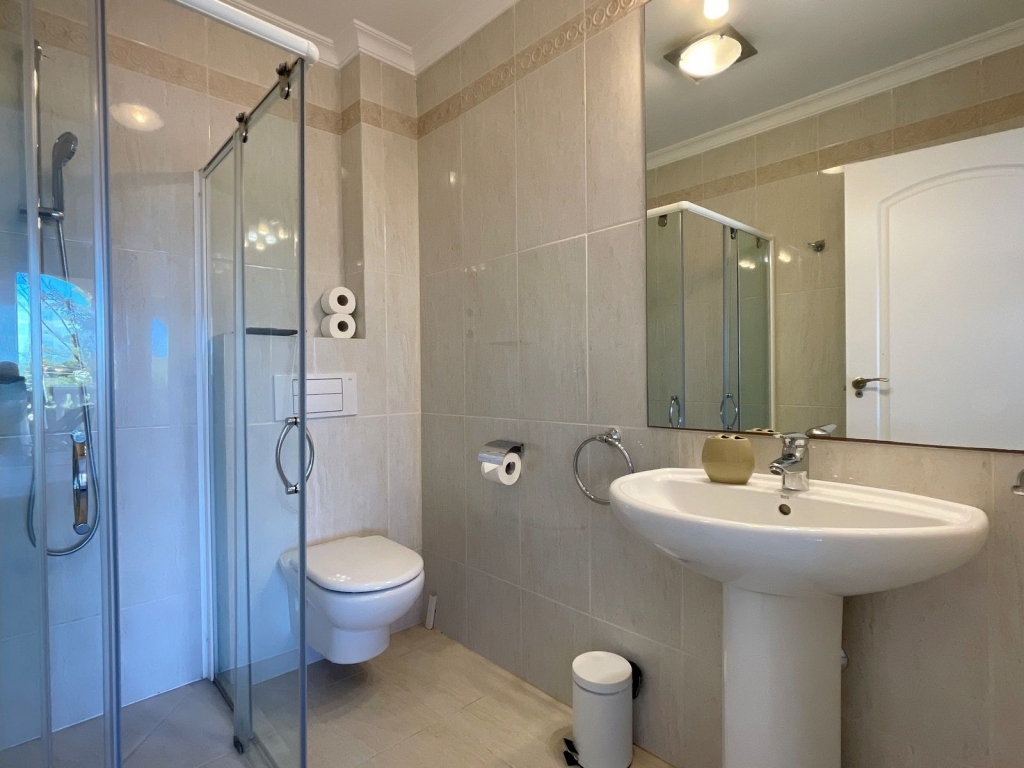 2 bed apartment in Benissa