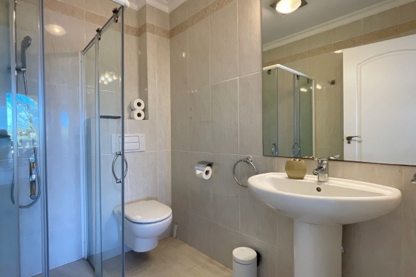 2 bed apartment in Benissa