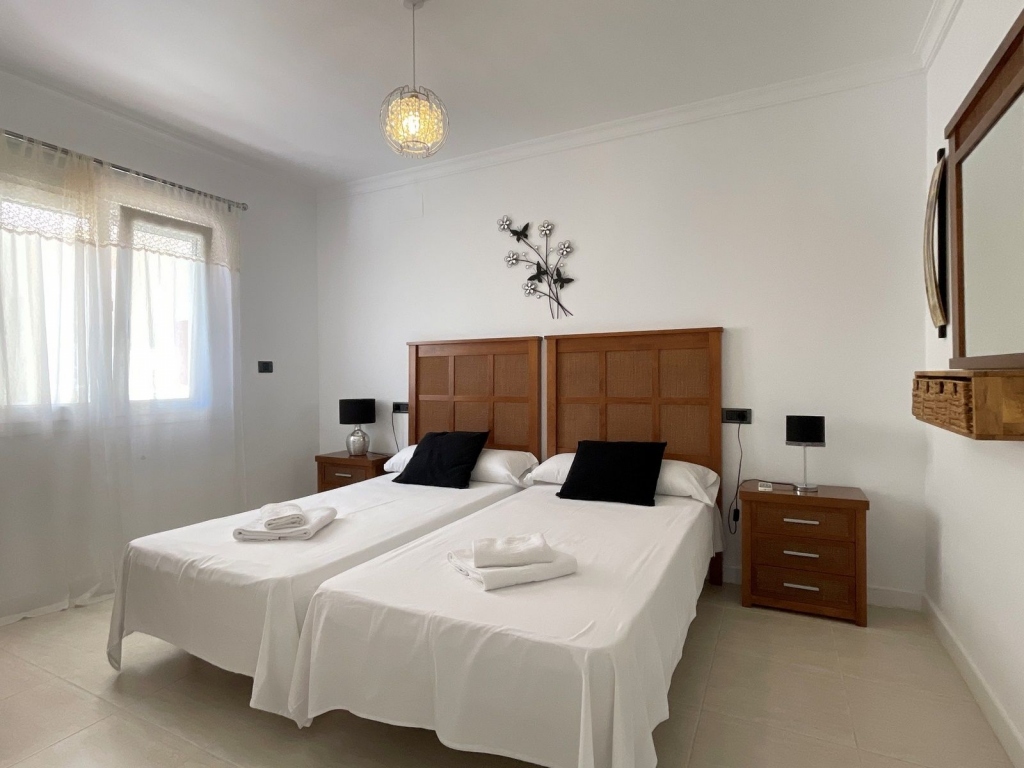 2 bed apartment in Benissa