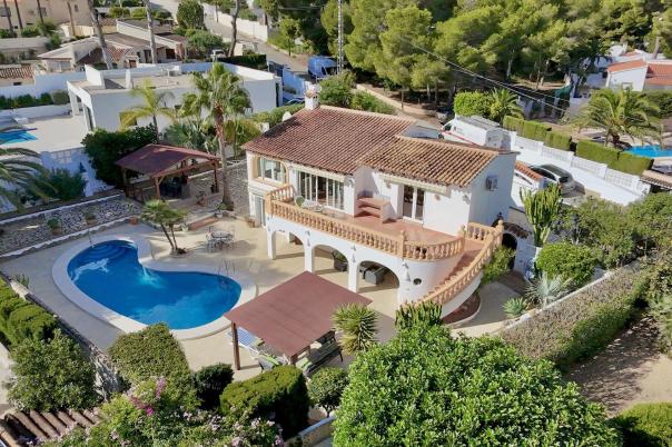 4 bed villa in Moraira