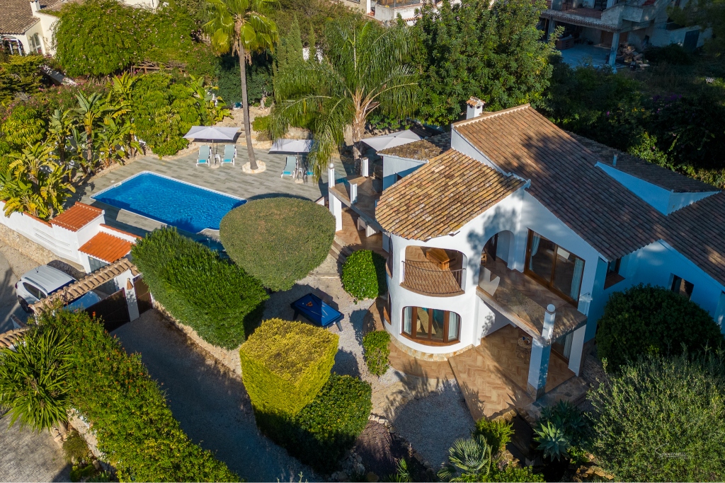 Villa Zamora Moraira - Luxury 3 bed villa For Holiday Rental in Moraira