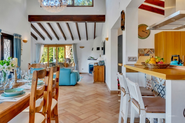Villa Zamora Moraira - Luxury 3 bed villa For Holiday Rental in Moraira
