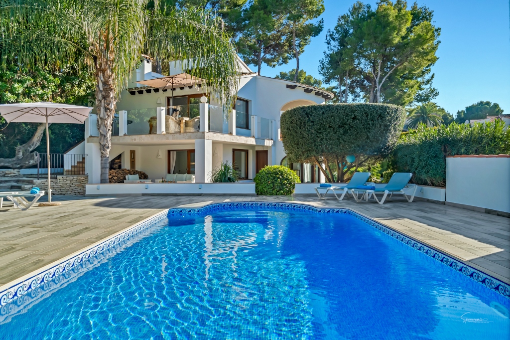Villa Zamora Moraira - Luxury 3 bed villa For Holiday Rental in Moraira