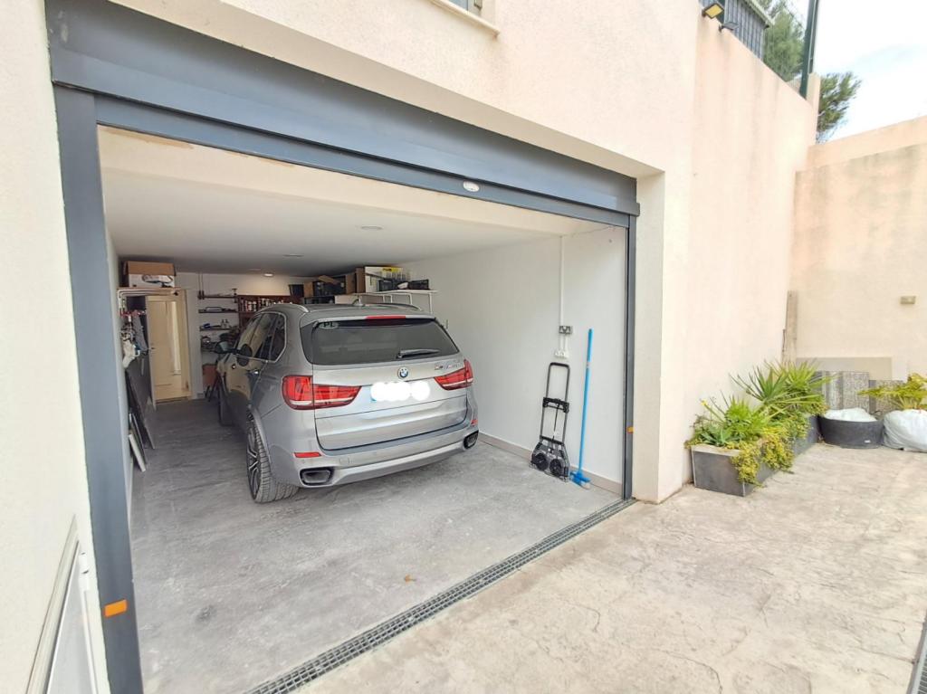 5 bed villa in Polop