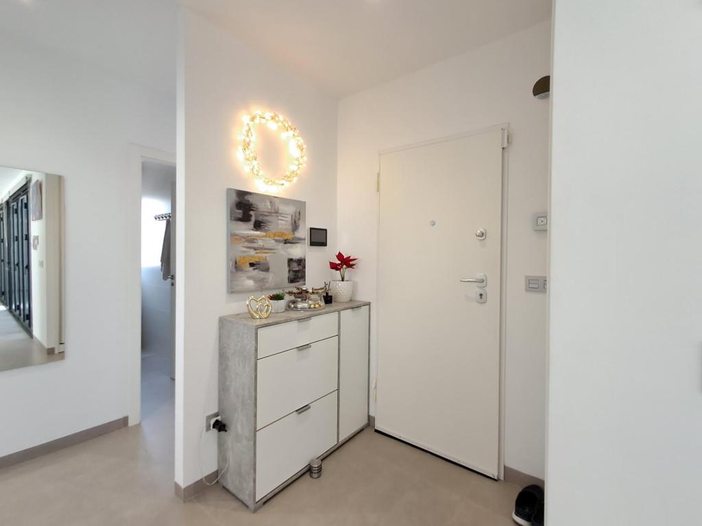 5 bed villa in Polop