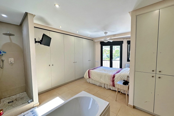 5 bed townhouse in Javea