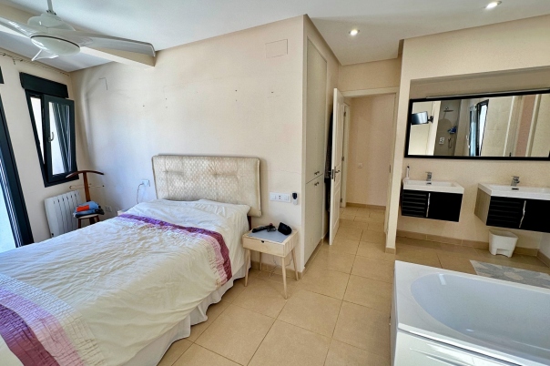 5 bed townhouse in Javea