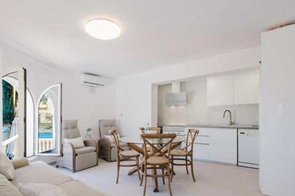 5 bed villas in Calpe / Calp