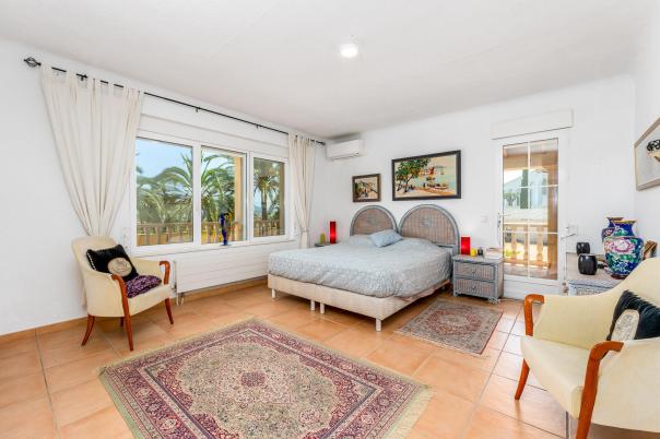 7 bed villa in Altea