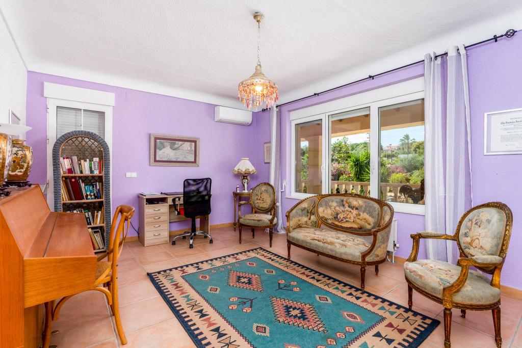 7 bed villa in Altea