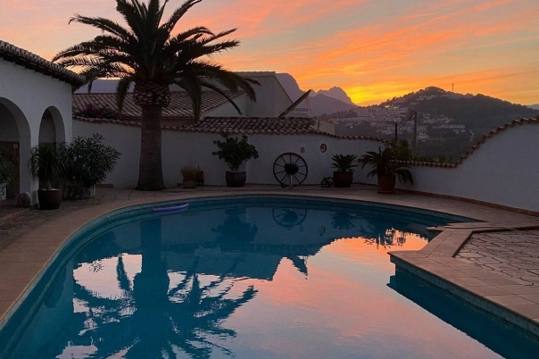 8 bed casa / chalet in Calpe / Calp