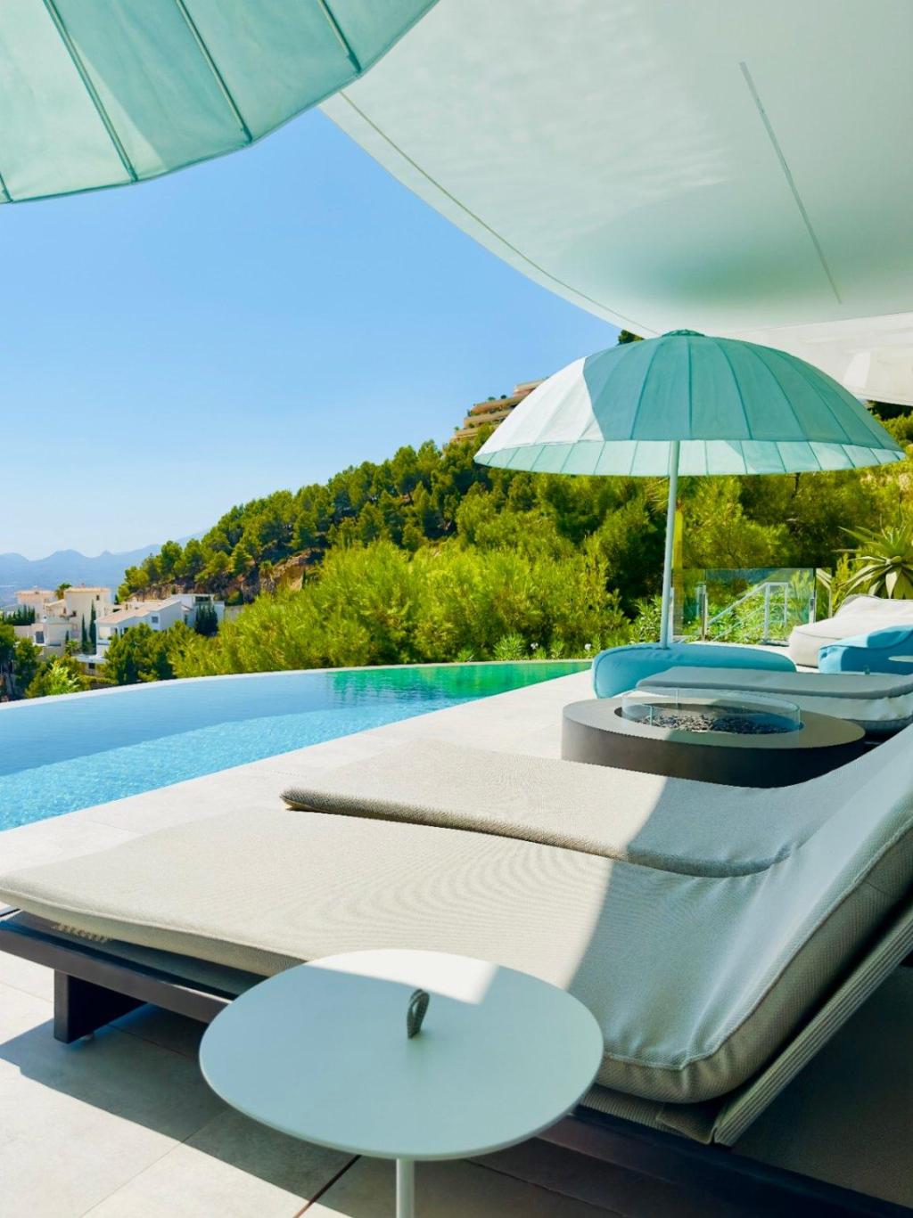 5 bed villa in Altea