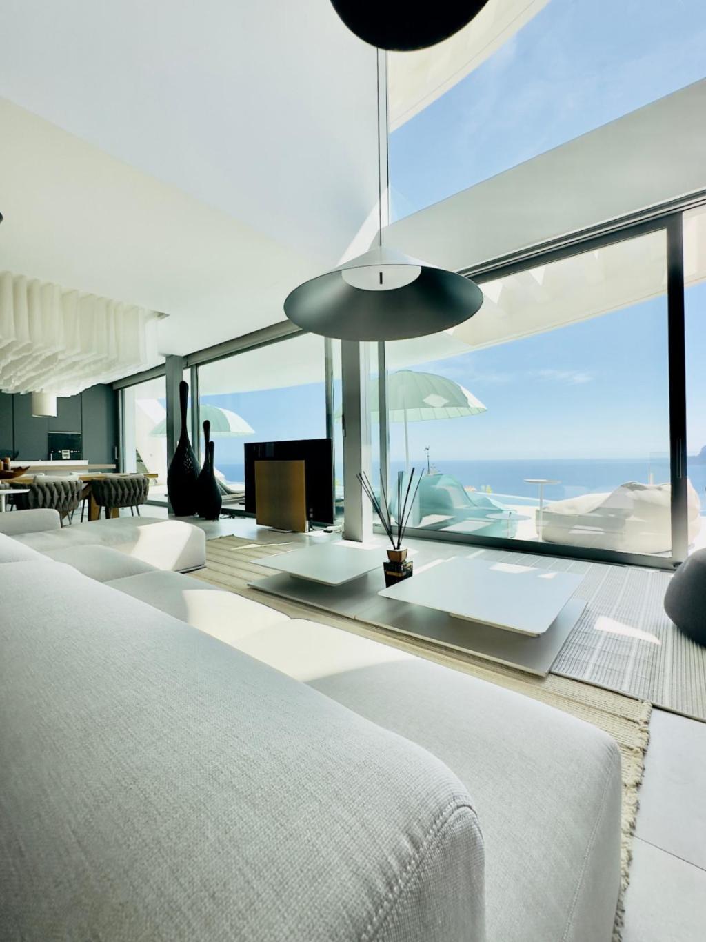 5 bed villa in Altea