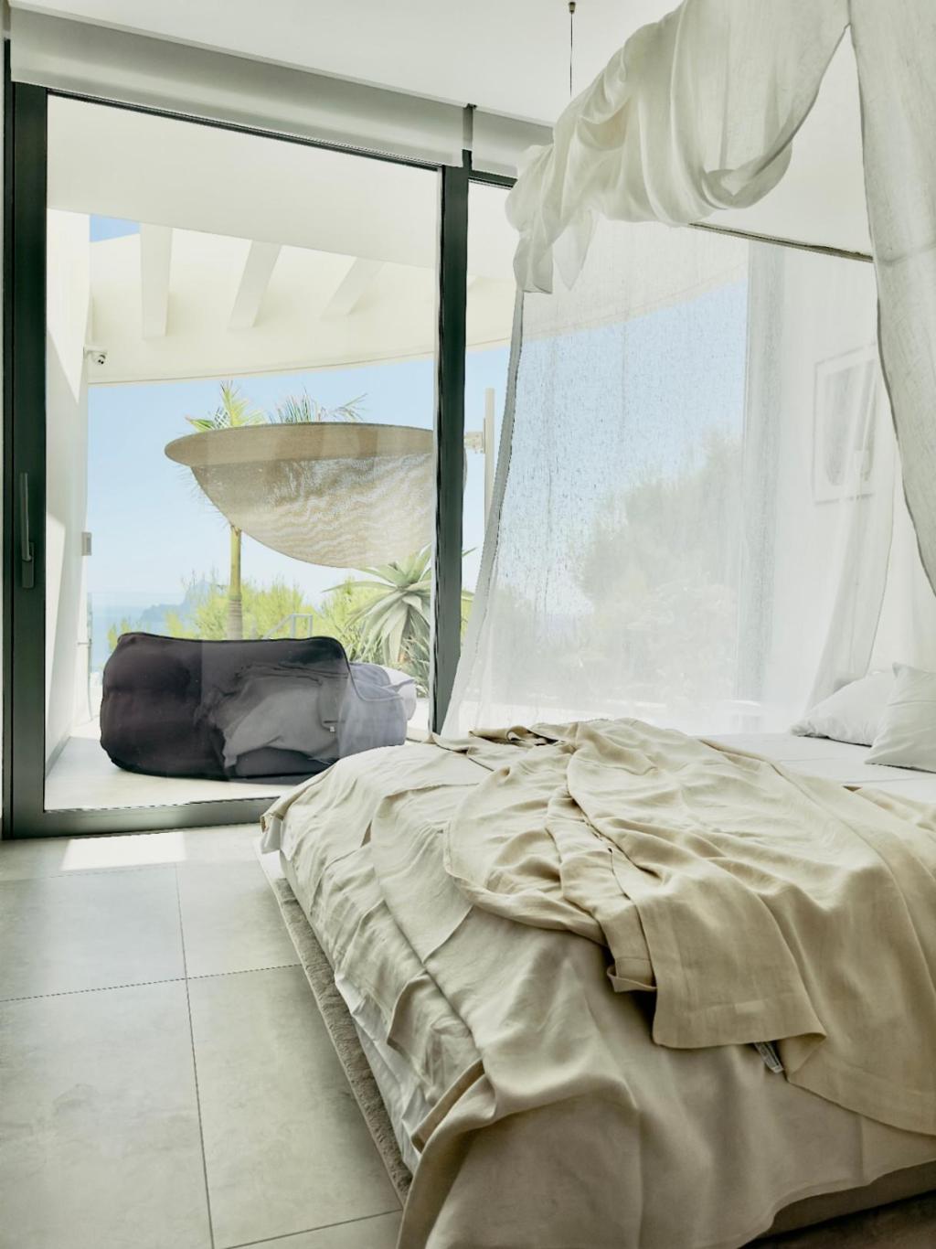 5 bed villa in Altea