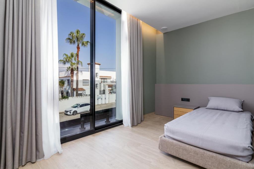 4 bed villa in Albir