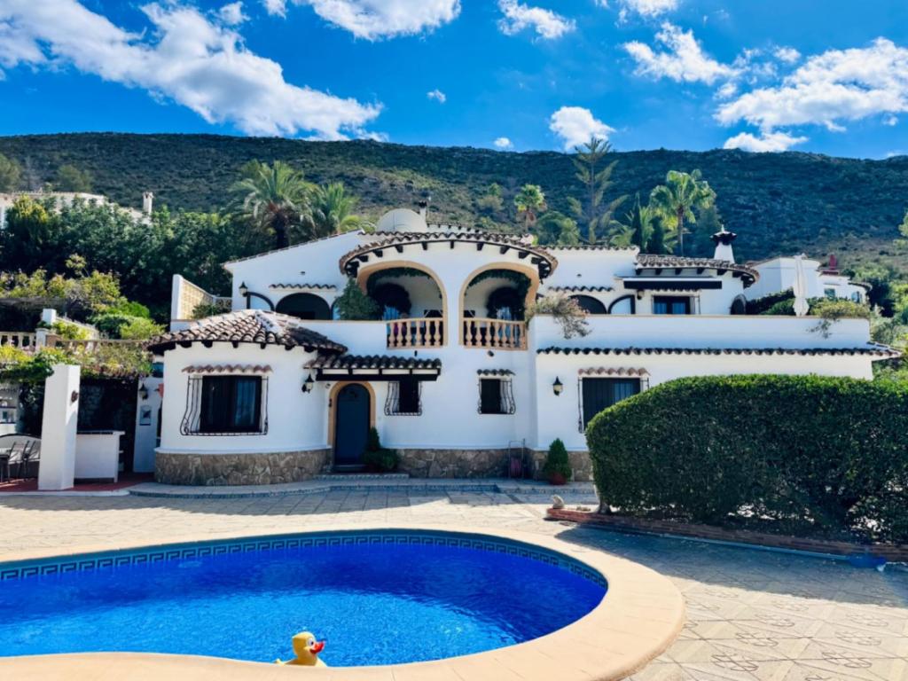 4 bed villa in Jávea