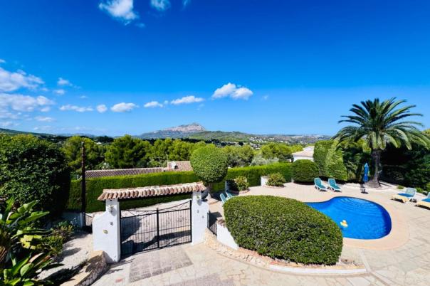 4 bed villa in Jávea