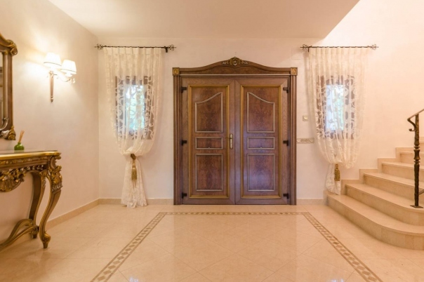 7 bed villa in Altea