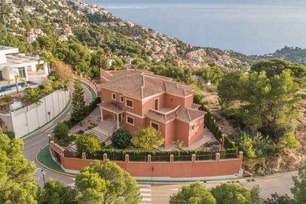 7 bed villa in Altea