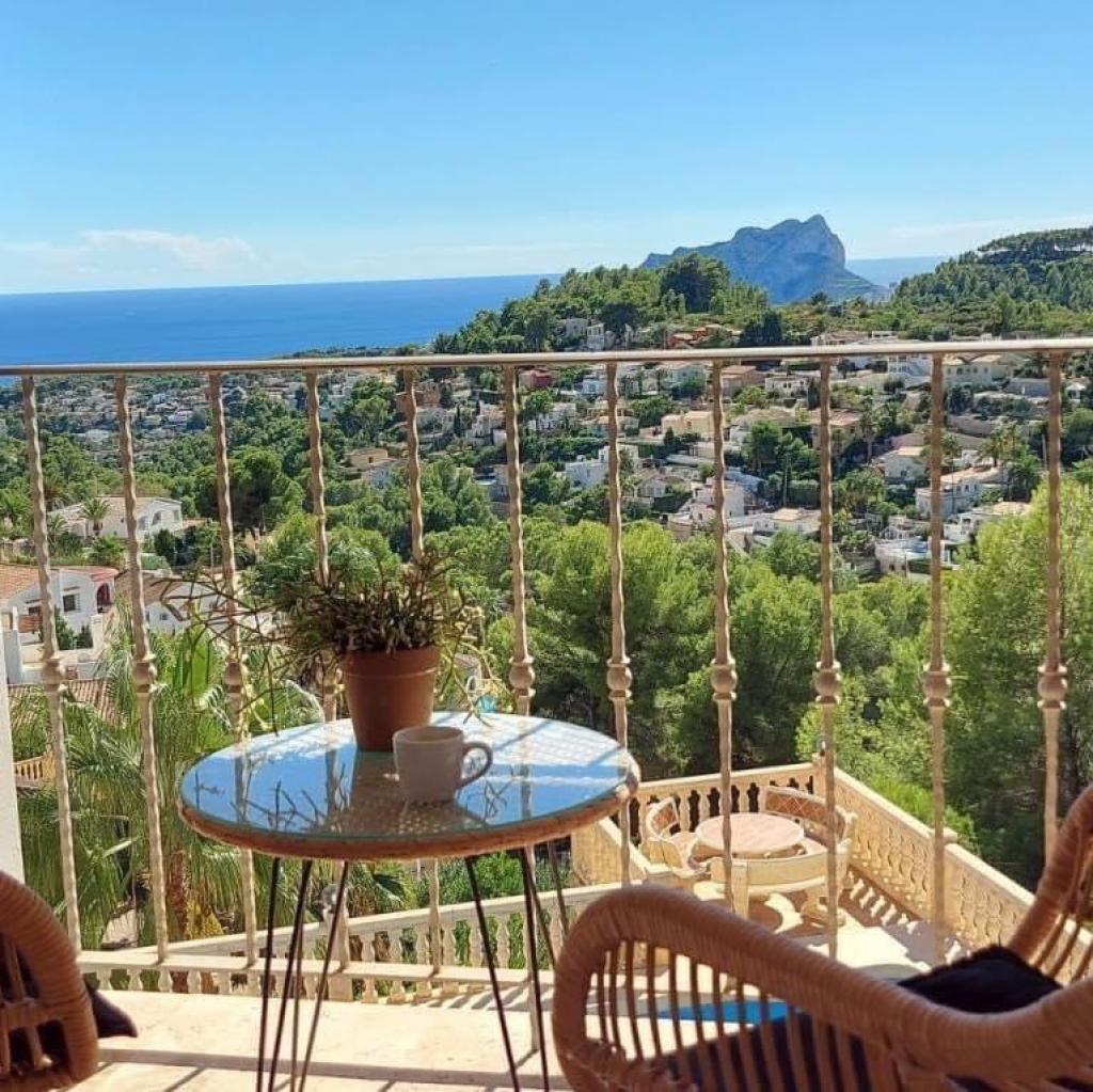 “We Don’t Change People - We Harmonise” - Dr Fernando Angel at Clinica Miramar