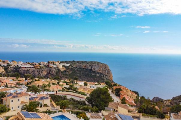 4 bed villa in Benitachell