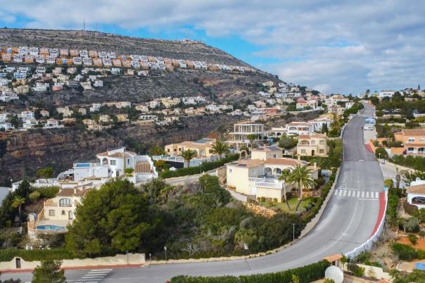 4 bed villa in Benitachell