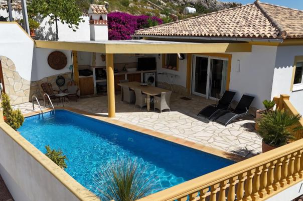 3 bed villa in Pedreguer