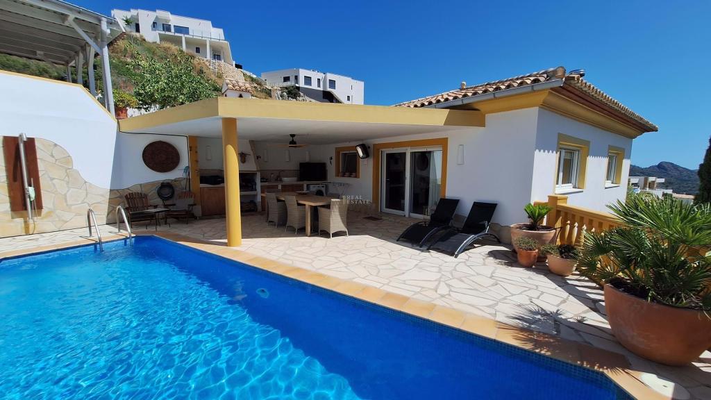 3 bed villa in Pedreguer