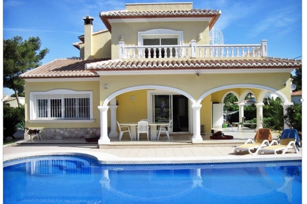 4 bed villa in Javea