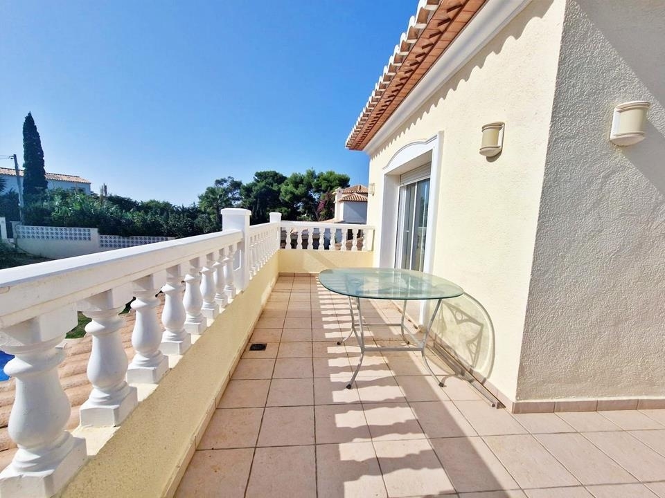 4 bed villa in Javea