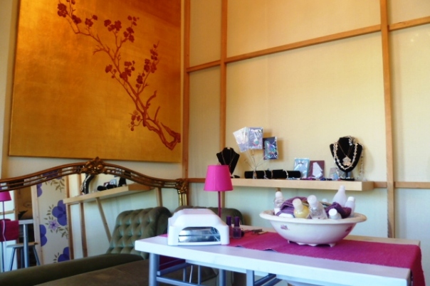 Refresh - Health & Beauty Salon
