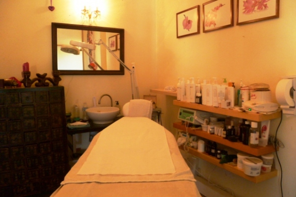 Refresh - Health & Beauty Salon