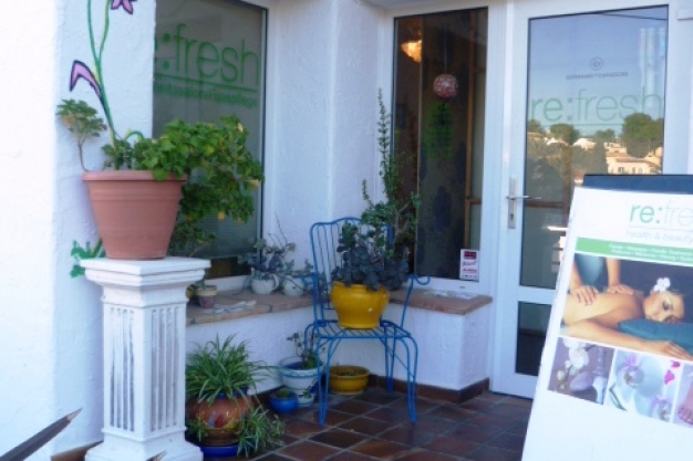 Refresh - Health & Beauty Salon