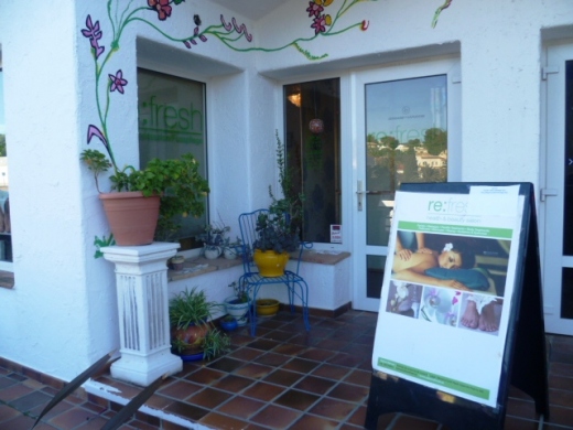 Refresh - Health & Beauty Salon