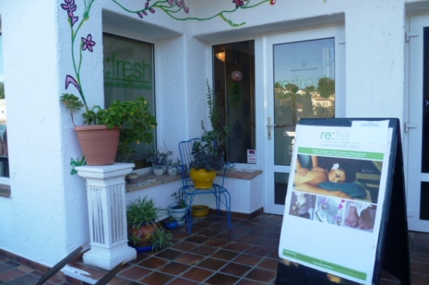 Refresh - Health & Beauty Salon