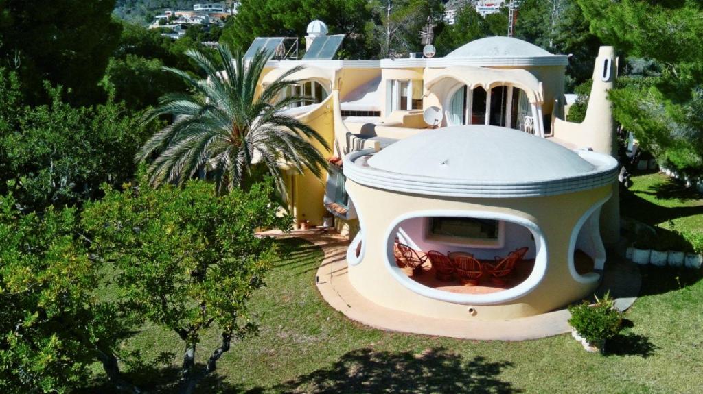5 bed villa in Altea