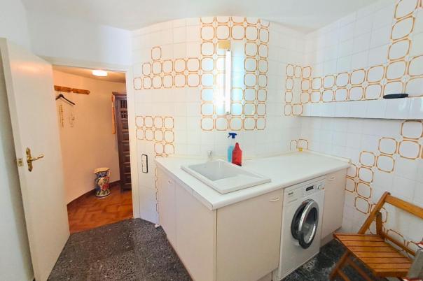 5 bed villa in Altea