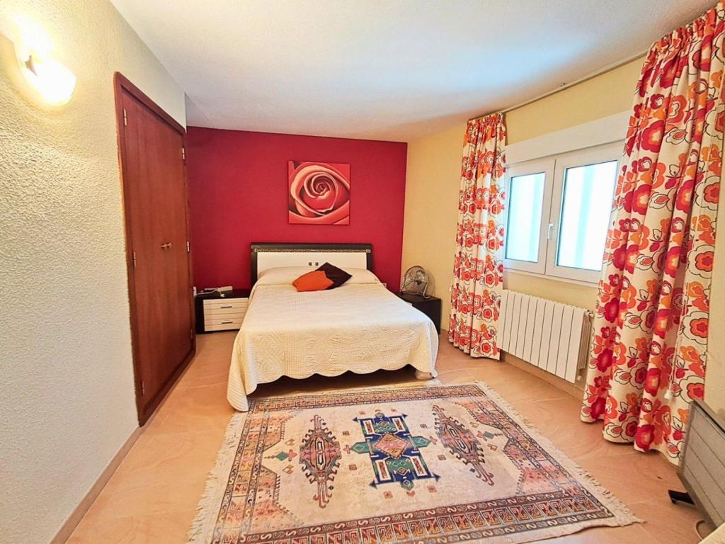 5 bed villa in Altea
