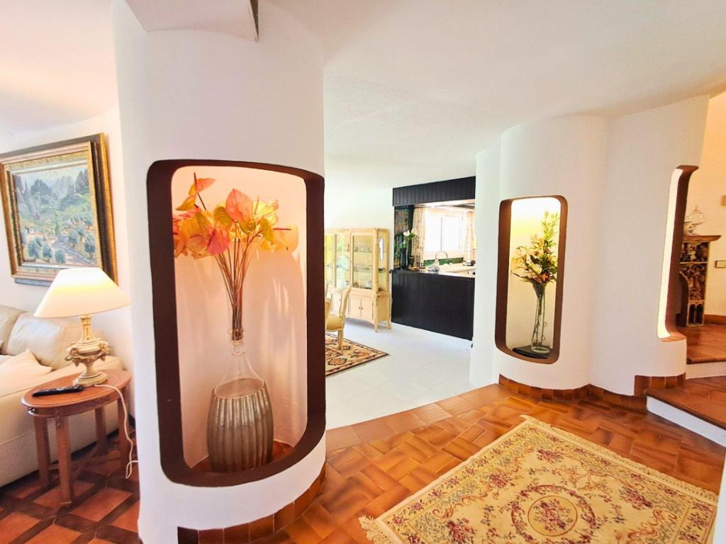 5 bed villa in Altea