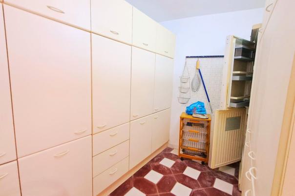 5 bed villa in Altea