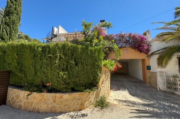 5 bed villa in Moraira