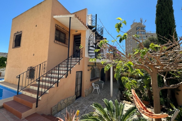 5 bed villa in Moraira