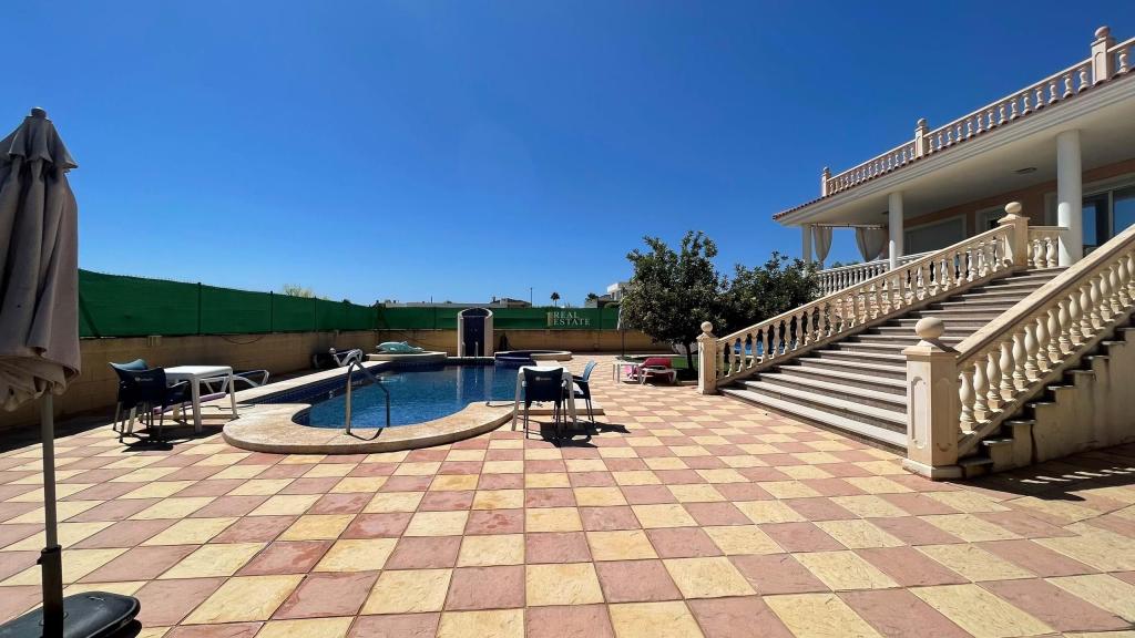 4 bed villa in Alfàs del Pi (l')