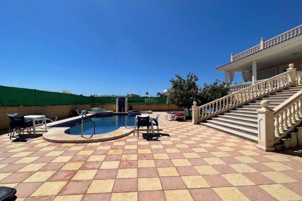 4 bed villa in Alfàs del Pi (l')
