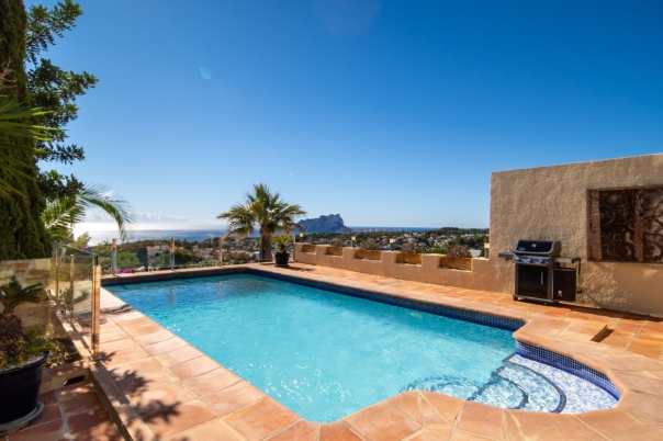5 bed villa in Benissa