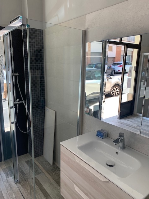 Showerman Javea - Bathroom Reforms & Shower Screens Costa Blanca